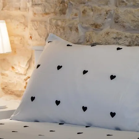 Dimora Di Sasso - Relax Ed Eleganza Nel Cuore Della Puglia