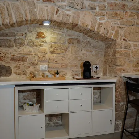 Dimora Di Sasso - Relax Ed Eleganza Nel Cuore Della Puglia Bed & Breakfast *