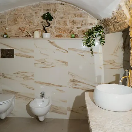 Dimora Di Sasso - Relax Ed Eleganza Nel Cuore Della Puglia Santeramo in Colle