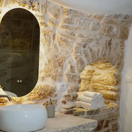 Dimora Di Sasso - Relax Ed Eleganza Nel Cuore Della Puglia *