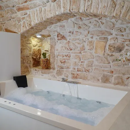 Dimora Di Sasso - Relax Ed Eleganza Nel Cuore Della Puglia Bed & Breakfast Santeramo in Colle