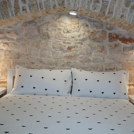 Bed & Breakfast Dimora Di Sasso - Relax Ed Eleganza Nel Cuore Della Puglia