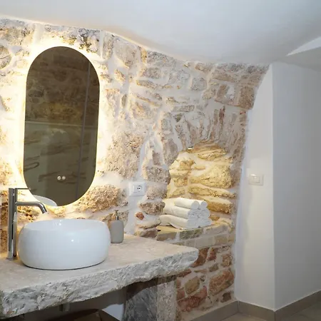 Dimora Di Sasso - Relax Ed Eleganza Nel Cuore Della Puglia * Santeramo in Colle